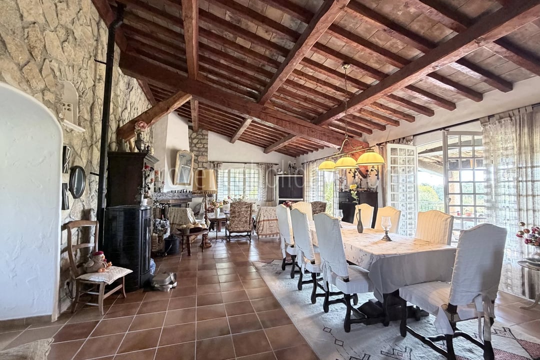 8 - Bastide de caractère à Grimaud: Villa: Interior