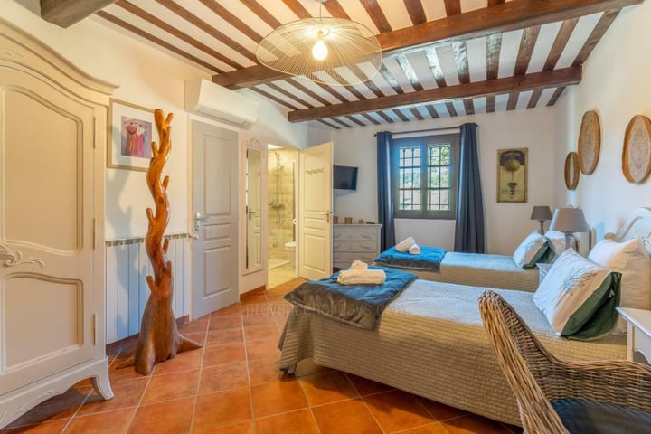 30 - Bastide des Chênes: Villa: Bedroom