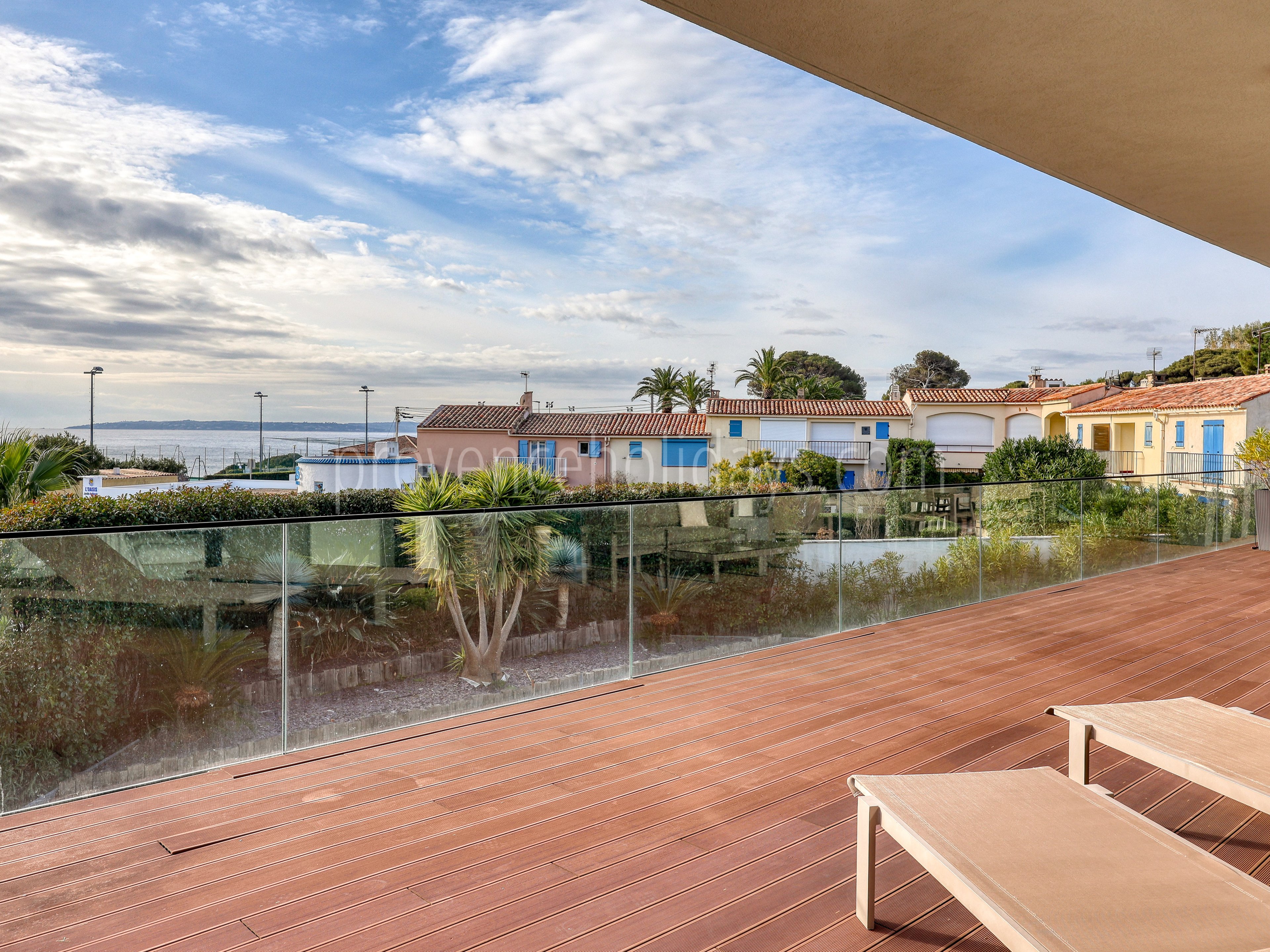 29 - Villa Sea Pearl: Villa: Exterior
