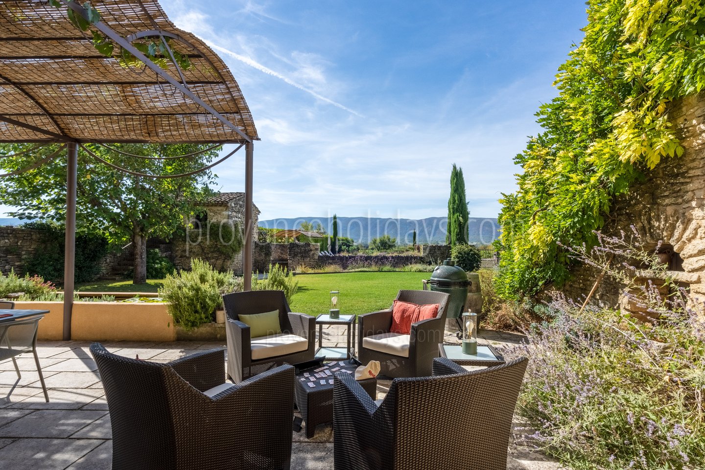 16 - Mas d\'Antoine: Villa: Exterior