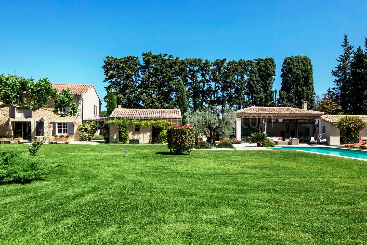 12 - Mas Luna: Villa: Exterior