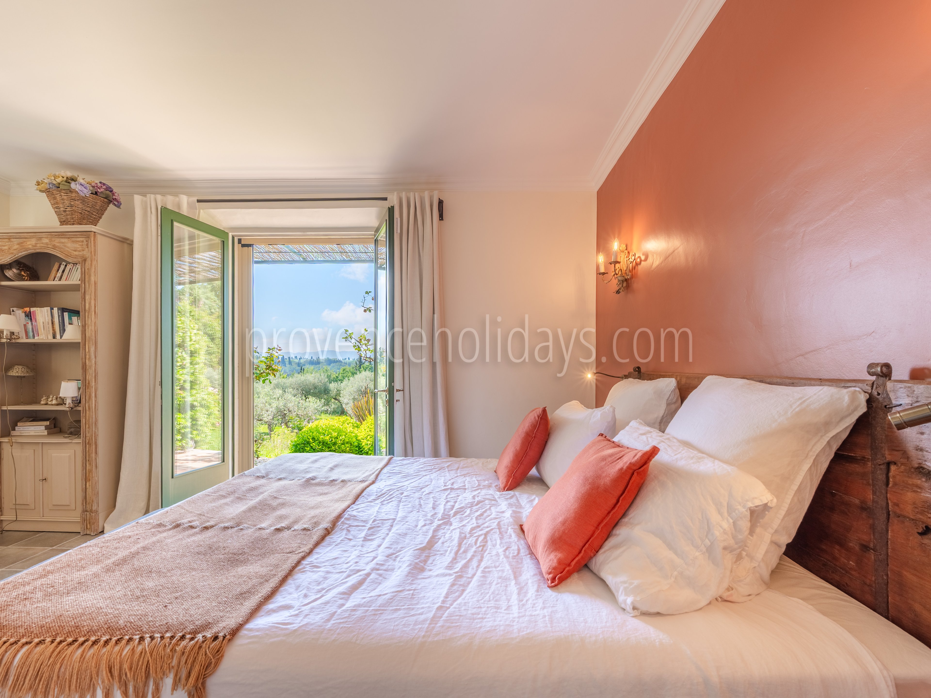 27 - Mas Léa: Villa: Bedroom
