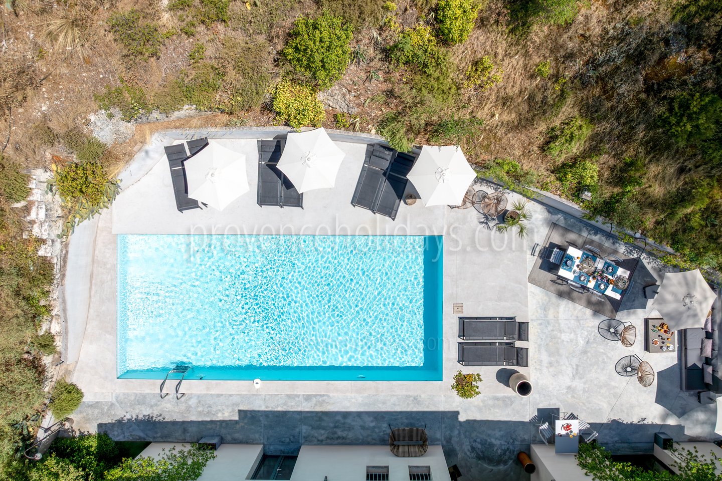 9 - Chez Chloé: Villa: Pool