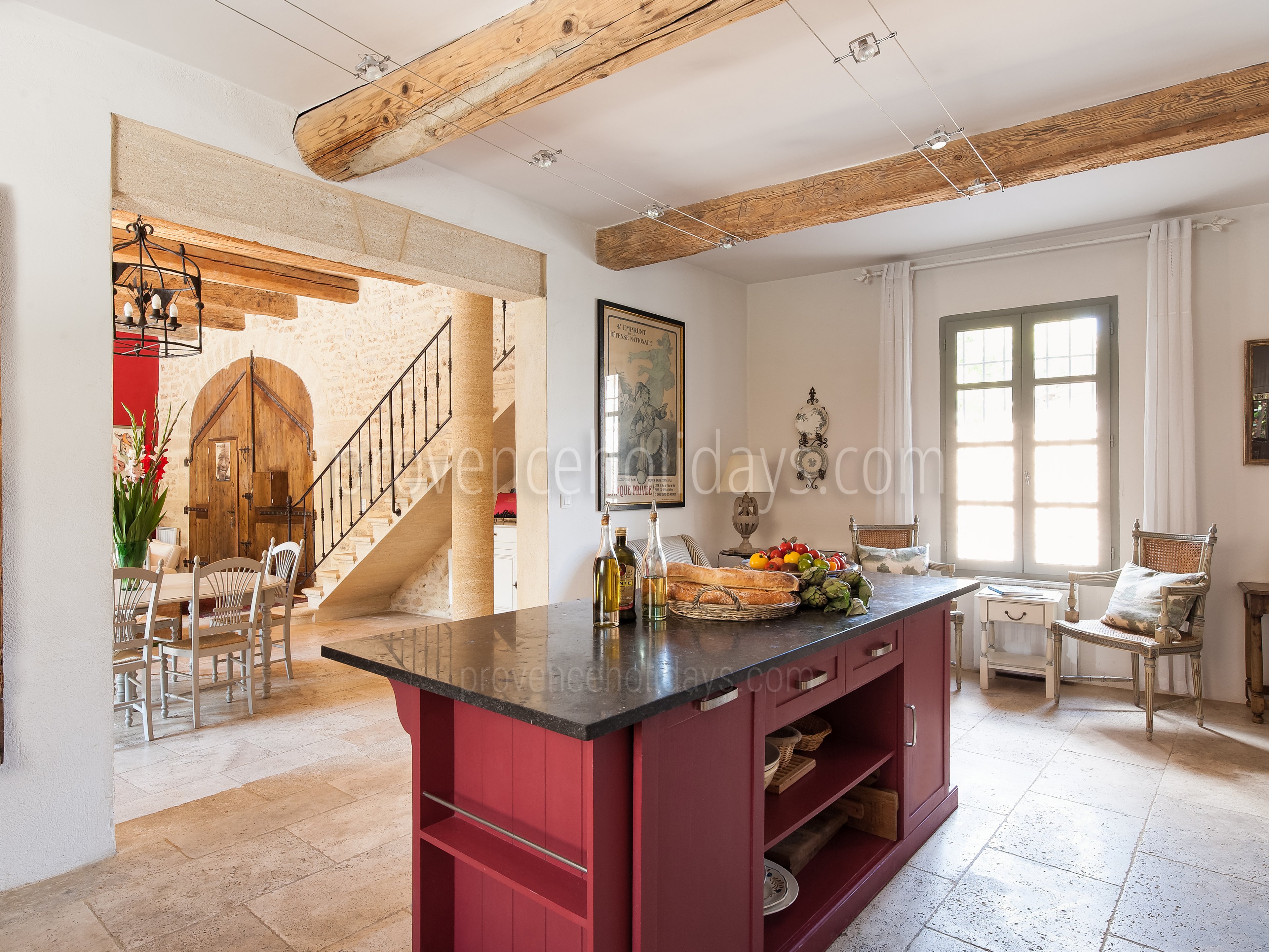 18 - Mas Pont-du-Gard: Villa: Interior