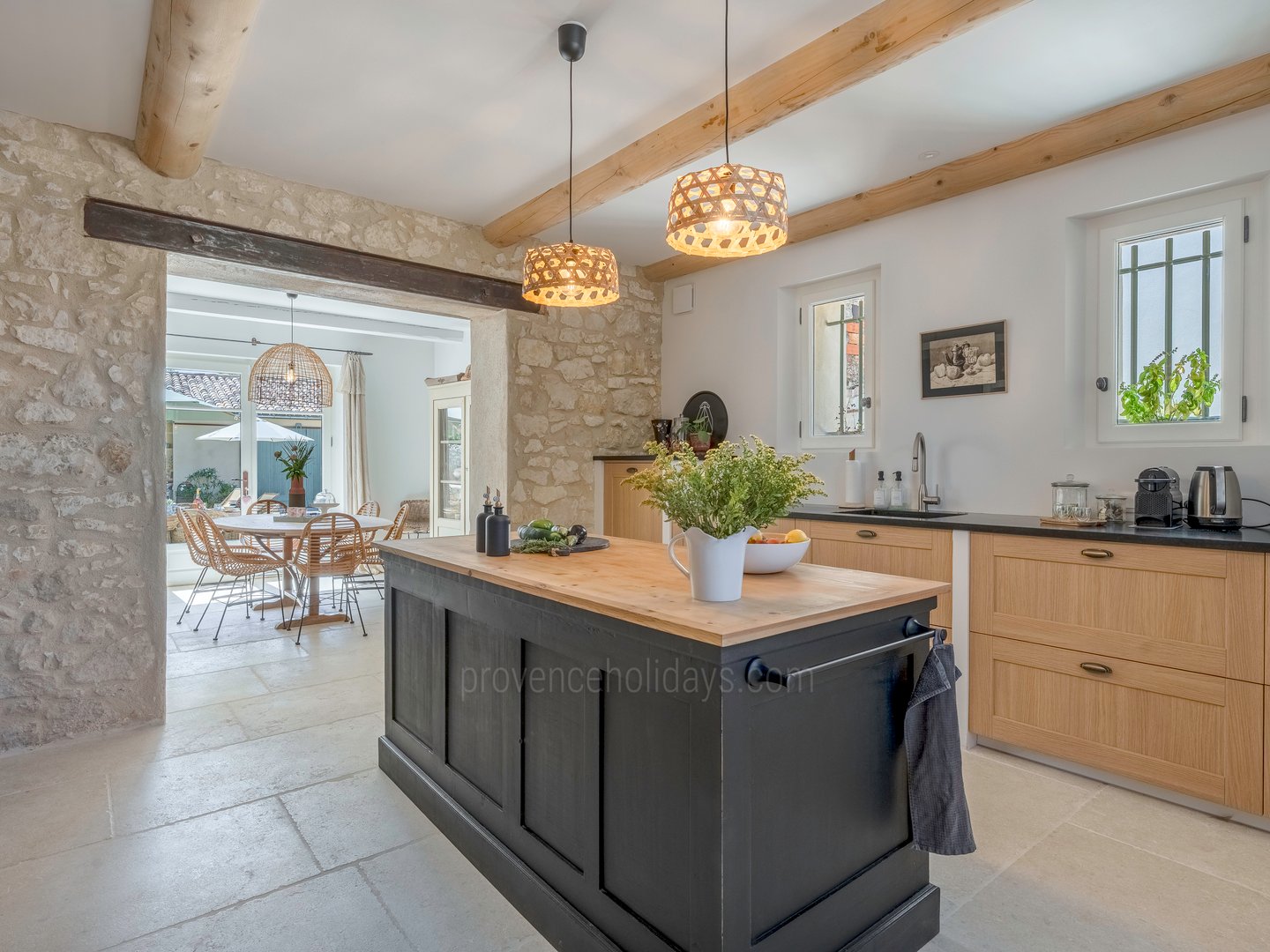 8 - La Vieille Grange: Villa: Interior
