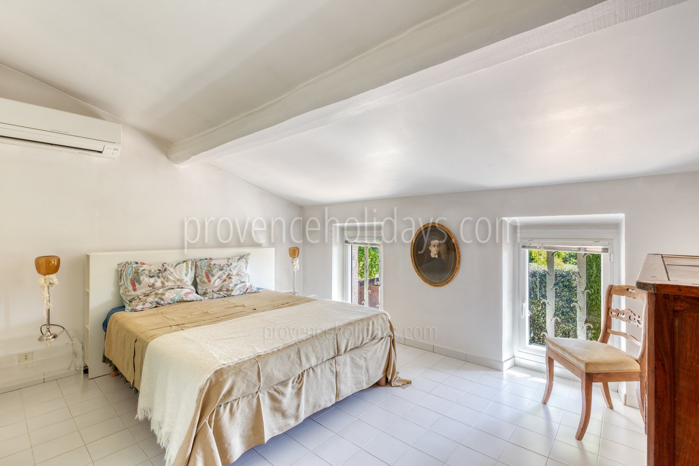 12 - Mas Pietra: Villa: Bedroom