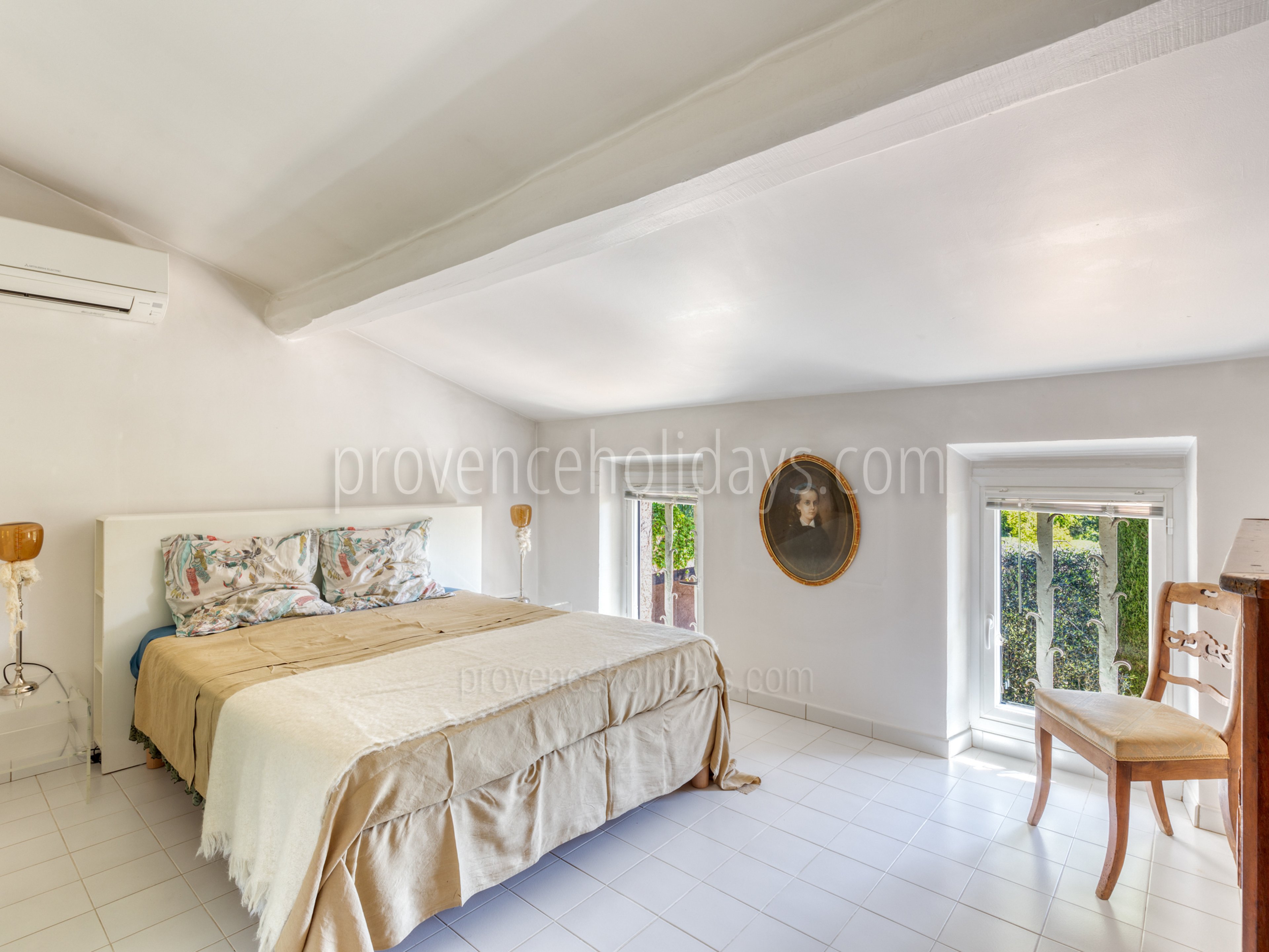 12 - Mas Pietra: Villa: Bedroom
