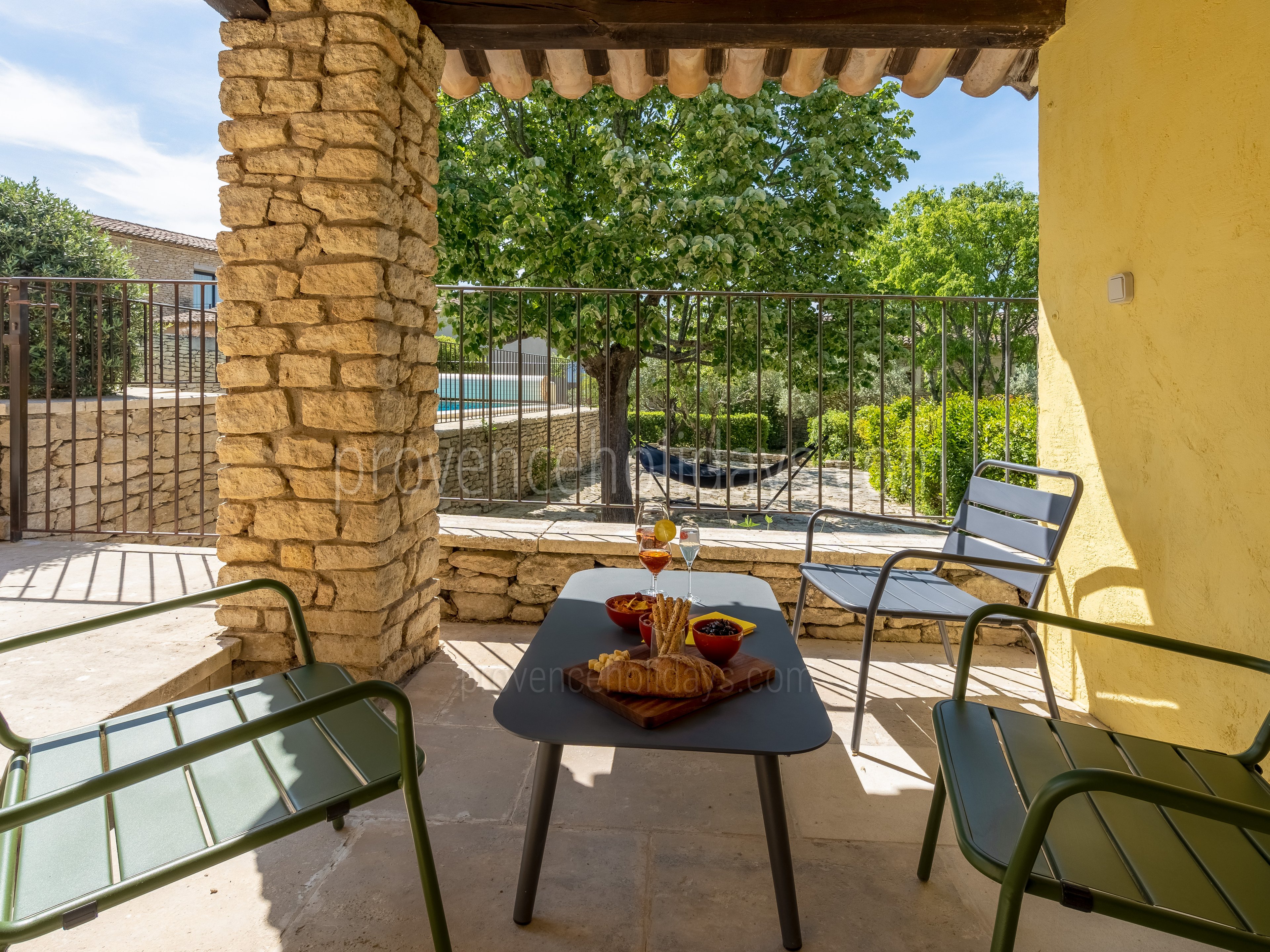 38 - Mas des Aires: Villa: Exterior