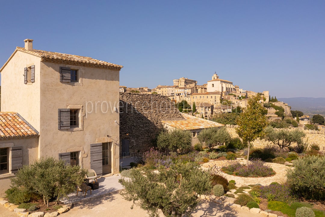 10 - Mas du Rocher: Villa: Exterior