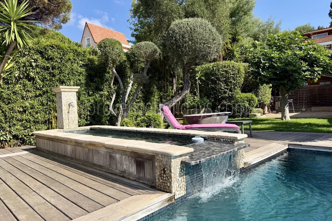 17 - Provençaalse villa in Cavalaire-sur-Mer: Villa: Pool