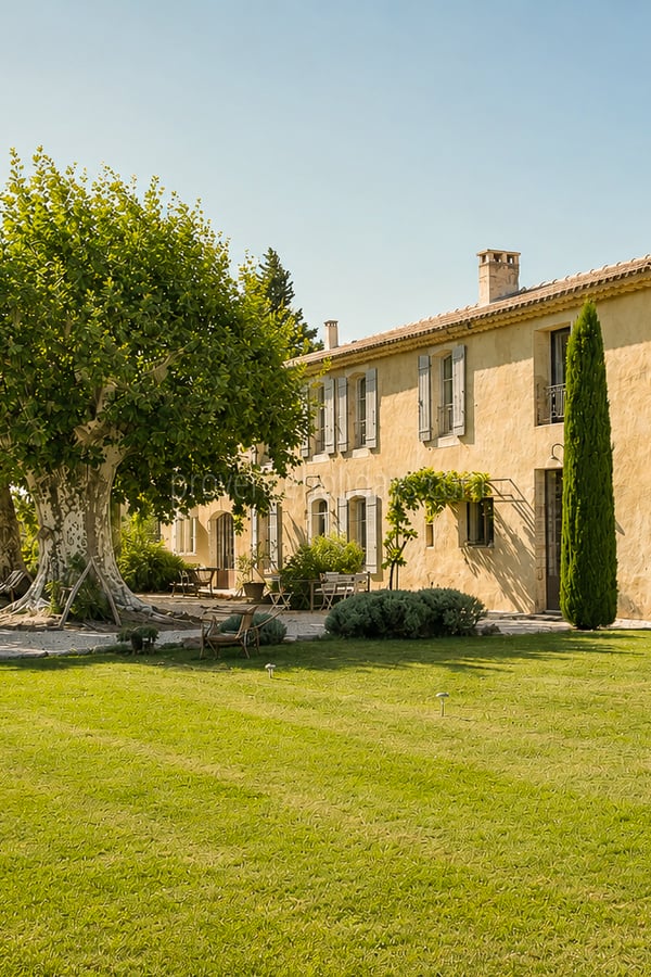 1 - Mas de l\'Orchidée: Villa: Exterior