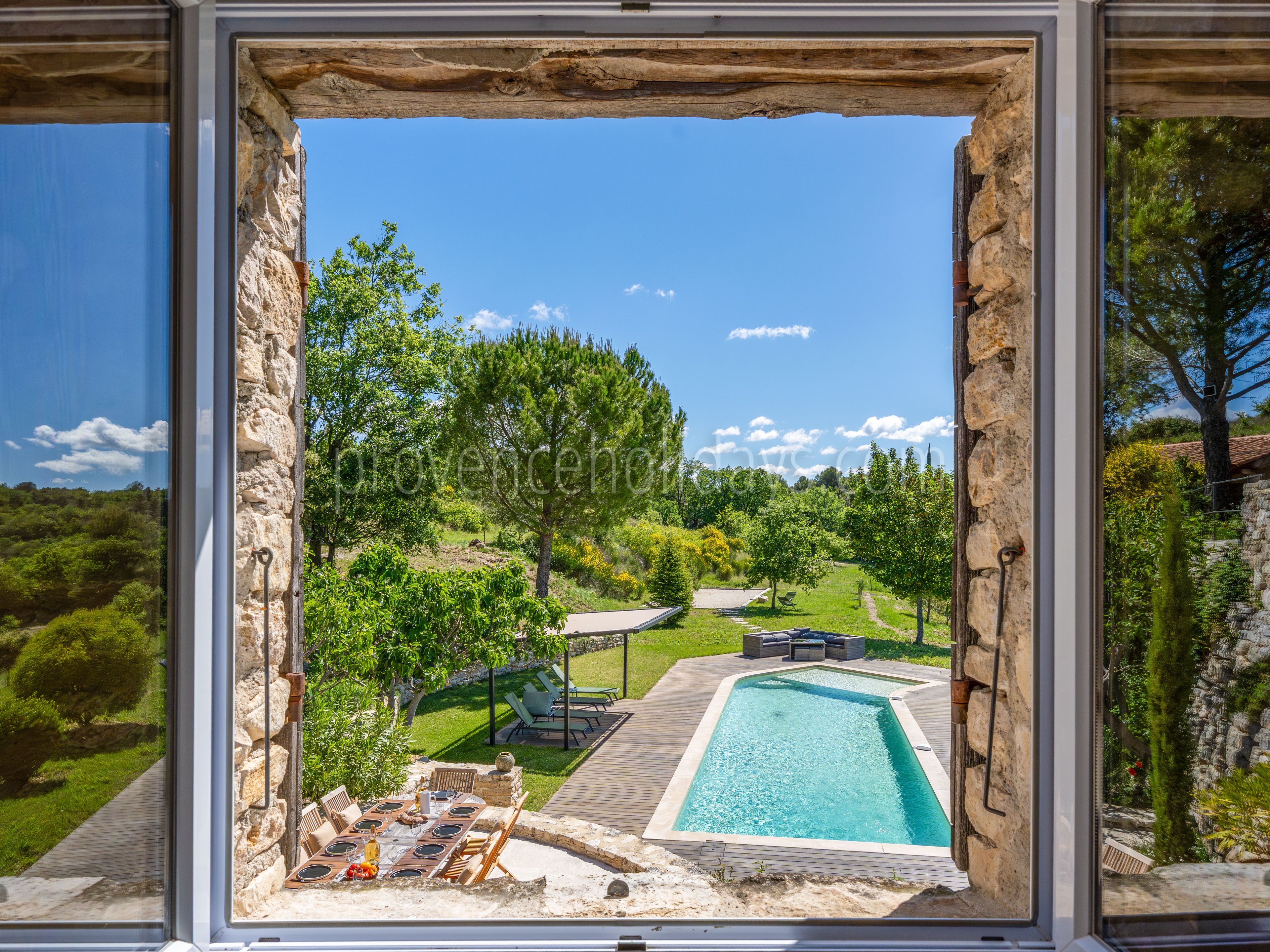 29 - Mas des Brumes: Villa: Exterior