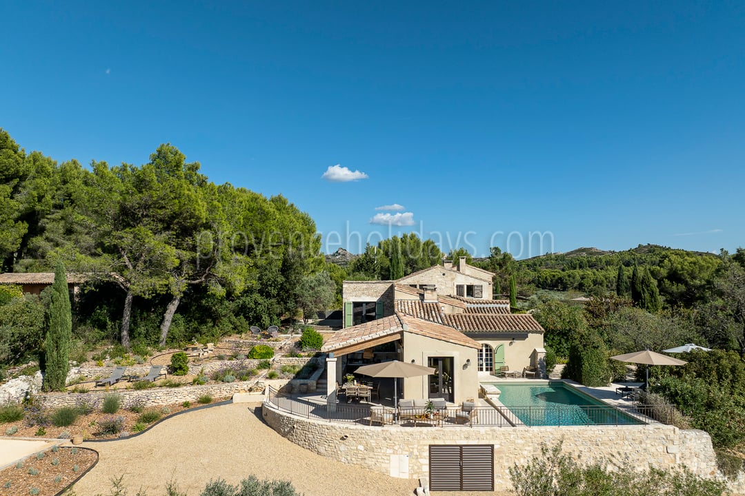 14 - Le Mas de la Terre Rouge: Villa: Exterior