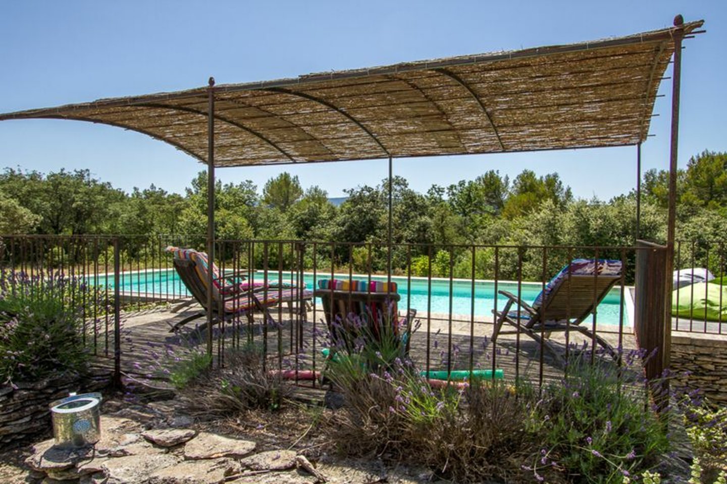 21 - Provence retrouvée: Villa: Pool