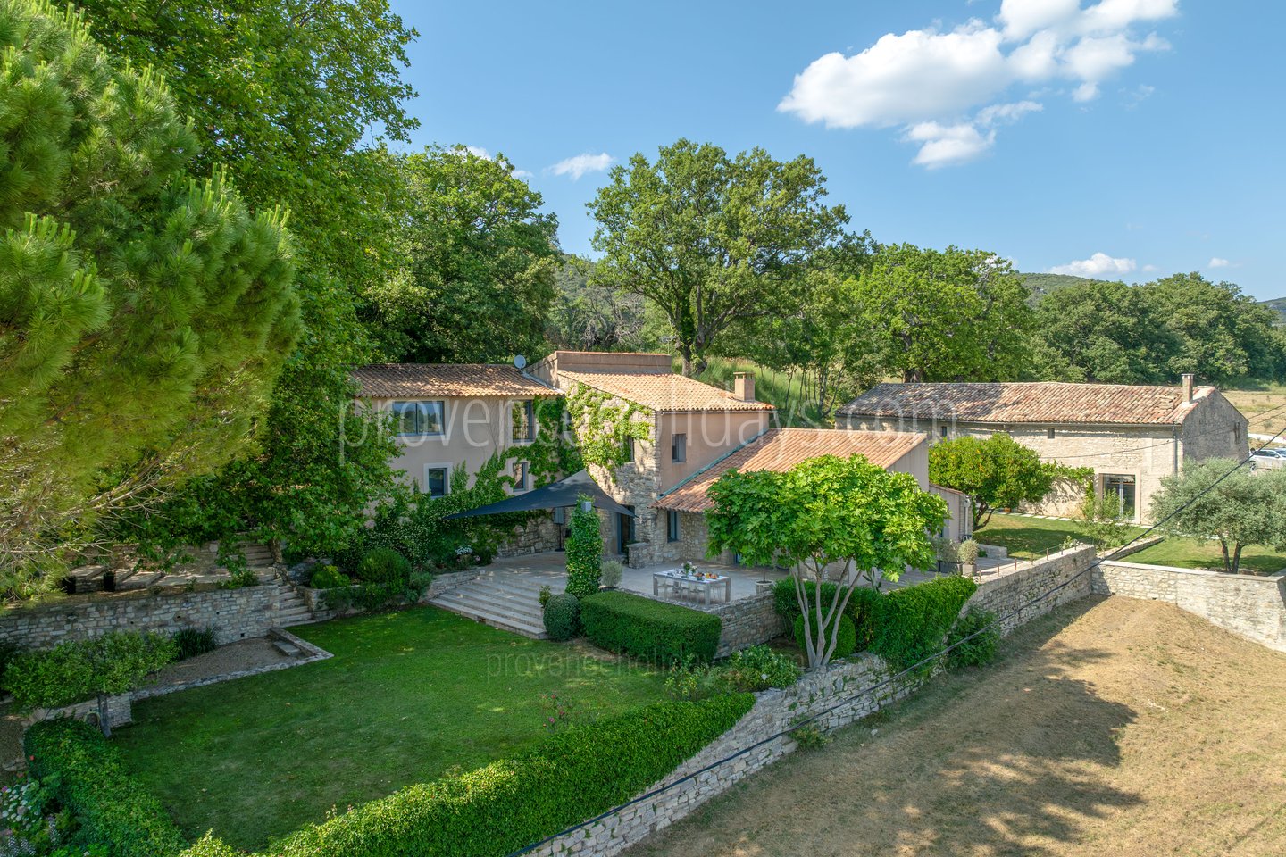1 - Domaine de la Bouisse: Villa: Exterior