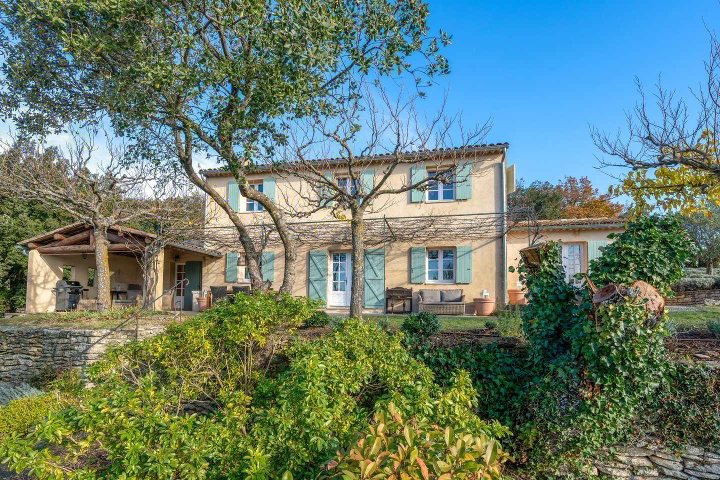 25 - Le Mas des Proles: Villa: Exterior