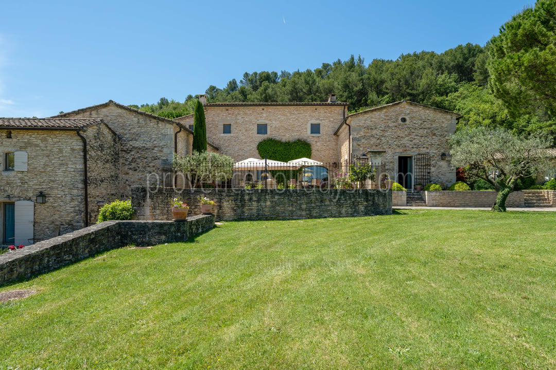 21 - Le Mas de Goult (24): Villa: Exterior