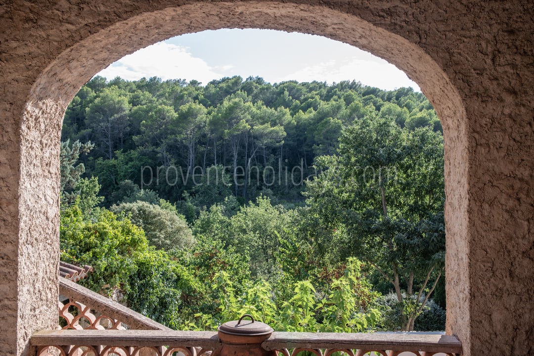 19 - La Bastide: Villa: Exterior