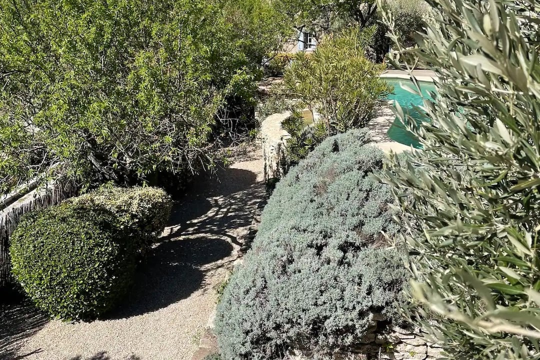 40 - Le Petit Paradis: Villa: Exterior