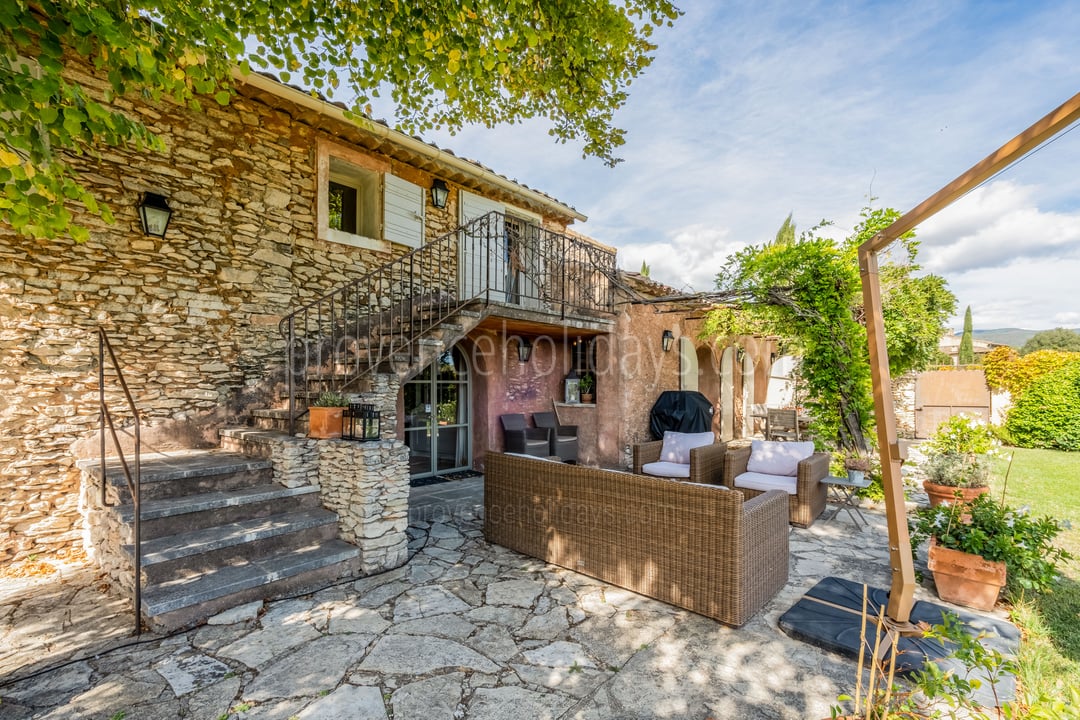 16 - Mas des Barbiers: Villa: Exterior