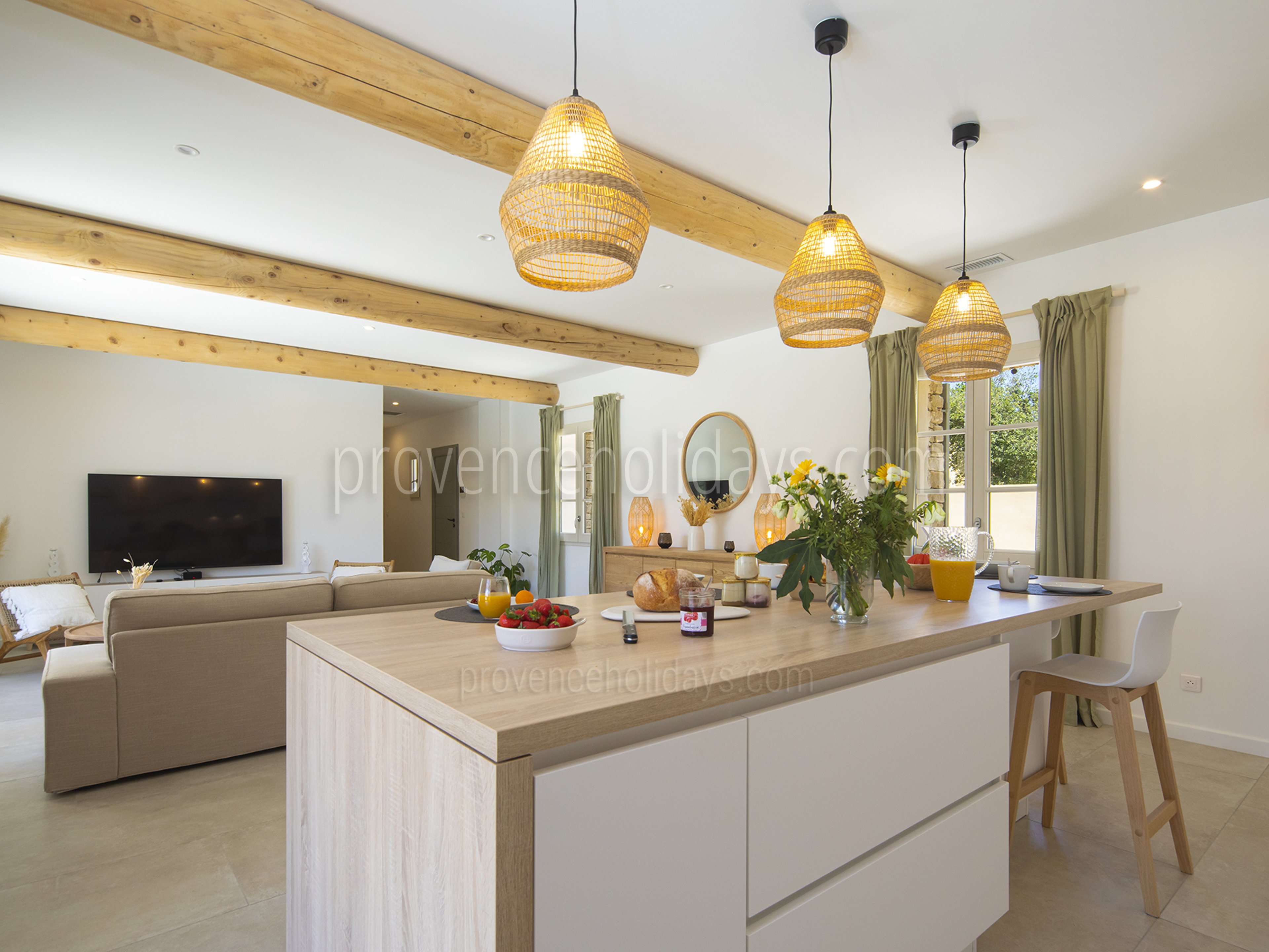 26 - Mas de Fontblanche: Villa: Interior