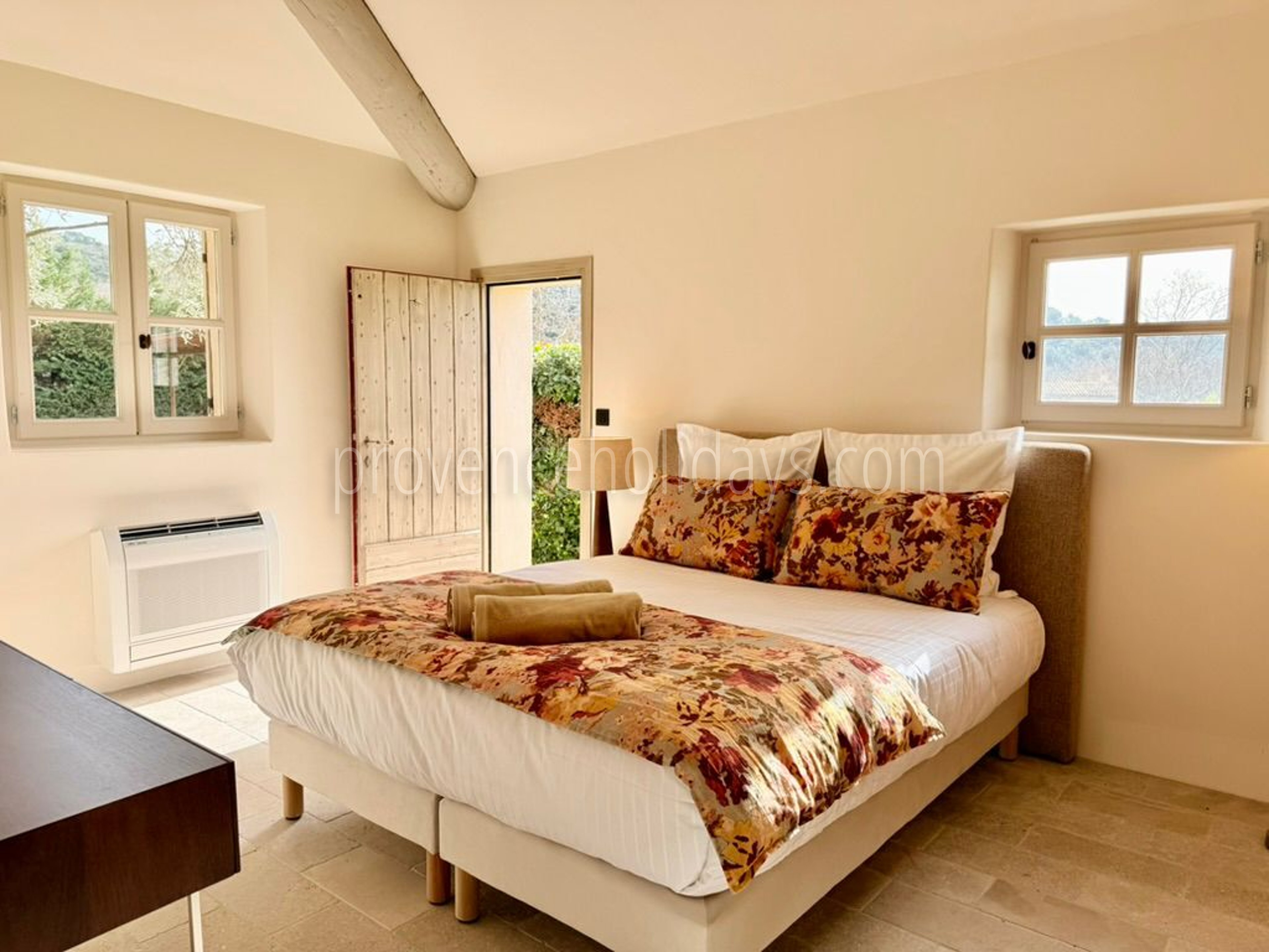 18 - Petite Bellavista: Villa: Bedroom 1