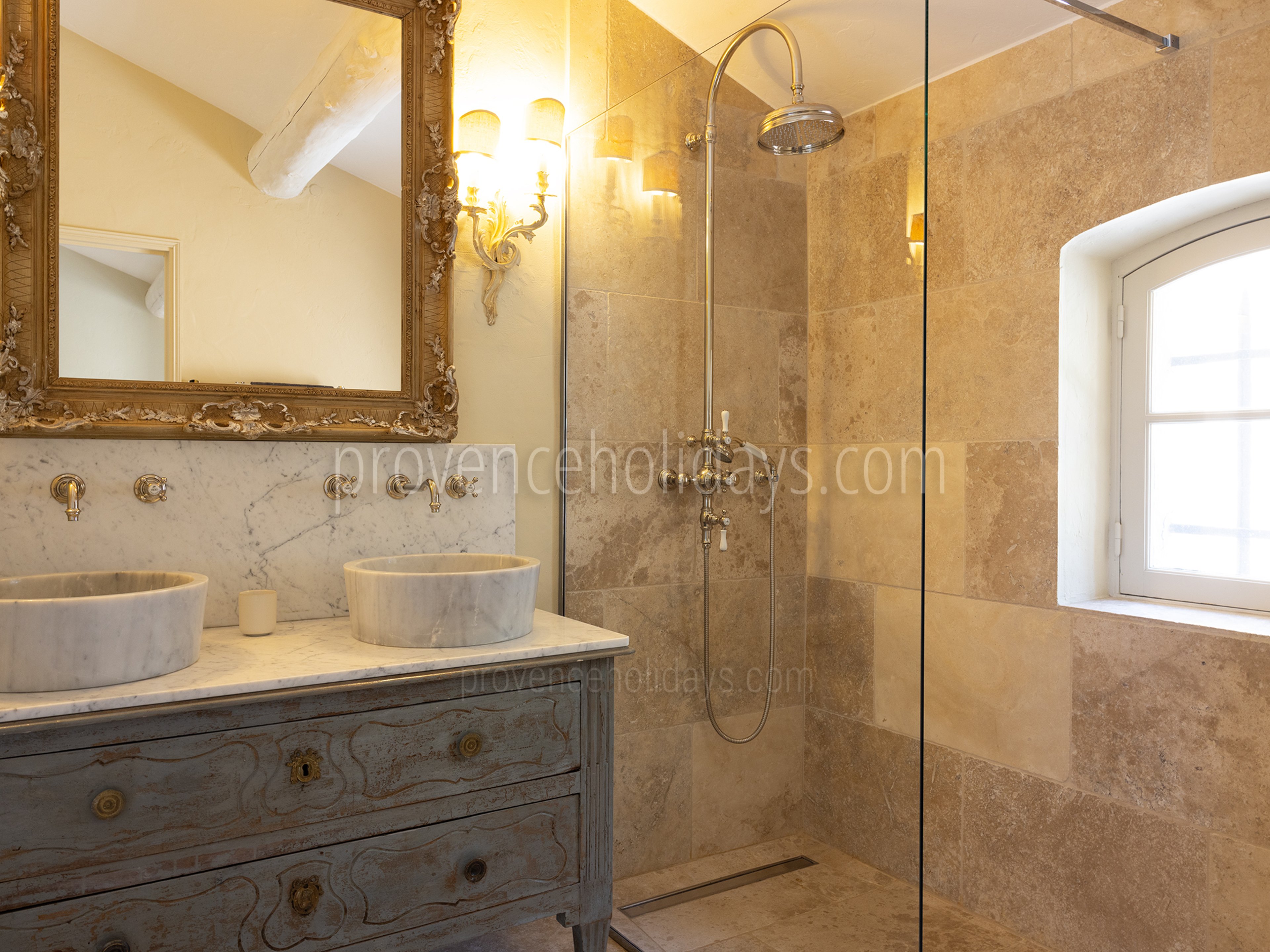 15 - Mas de Bel Air: Villa: Bathroom