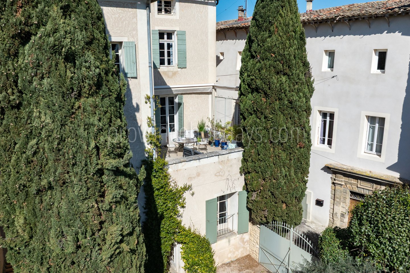 1 - Hotel particulier dans le centre de Mazan: Villa: Exterior