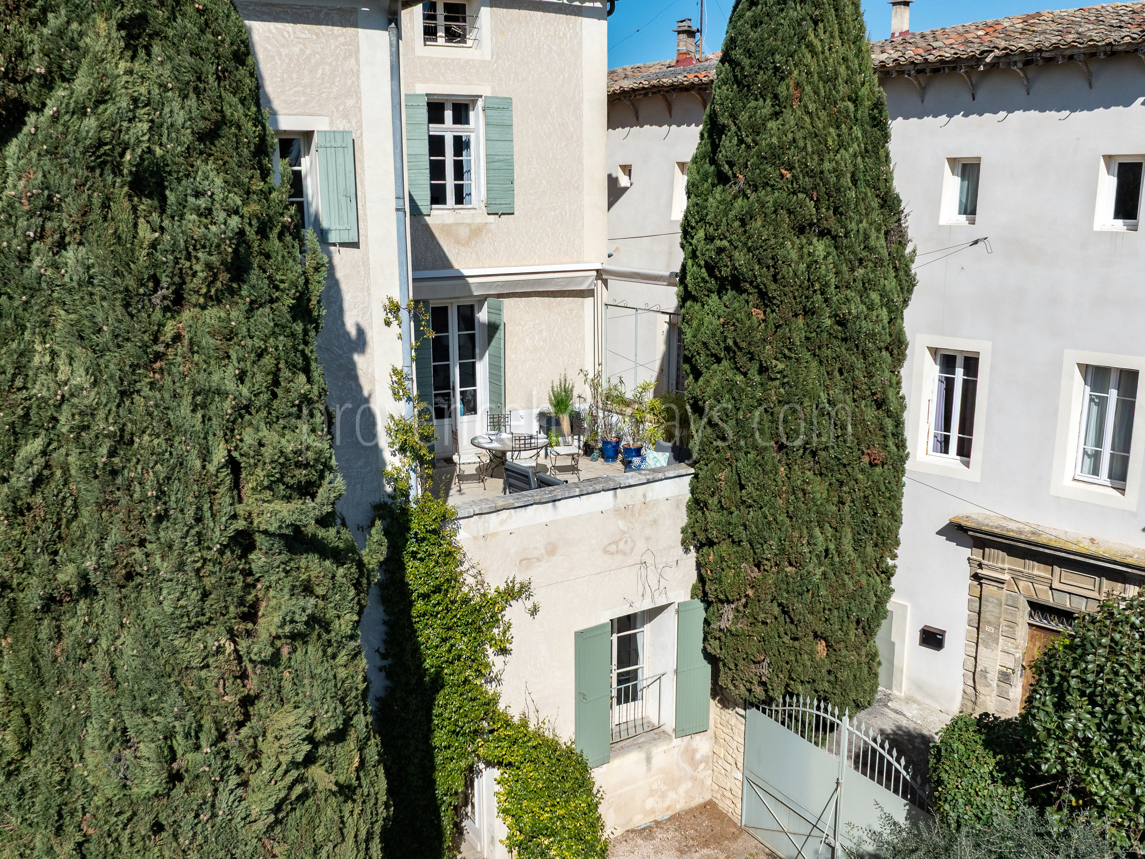 1 - Hotel particulier dans le centre de Mazan: Villa: Exterior