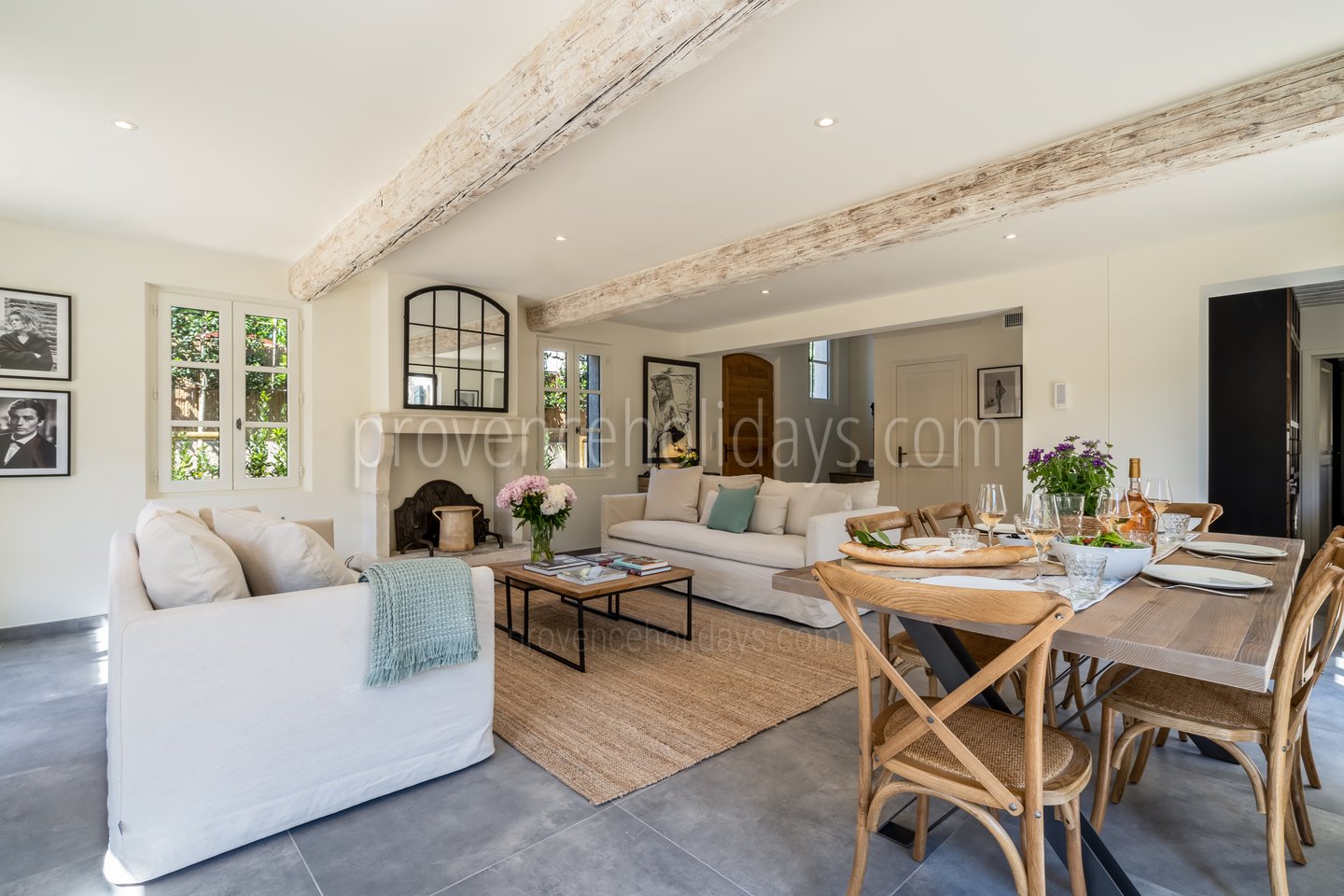 6 - Mas des Amandes: Villa: Interior