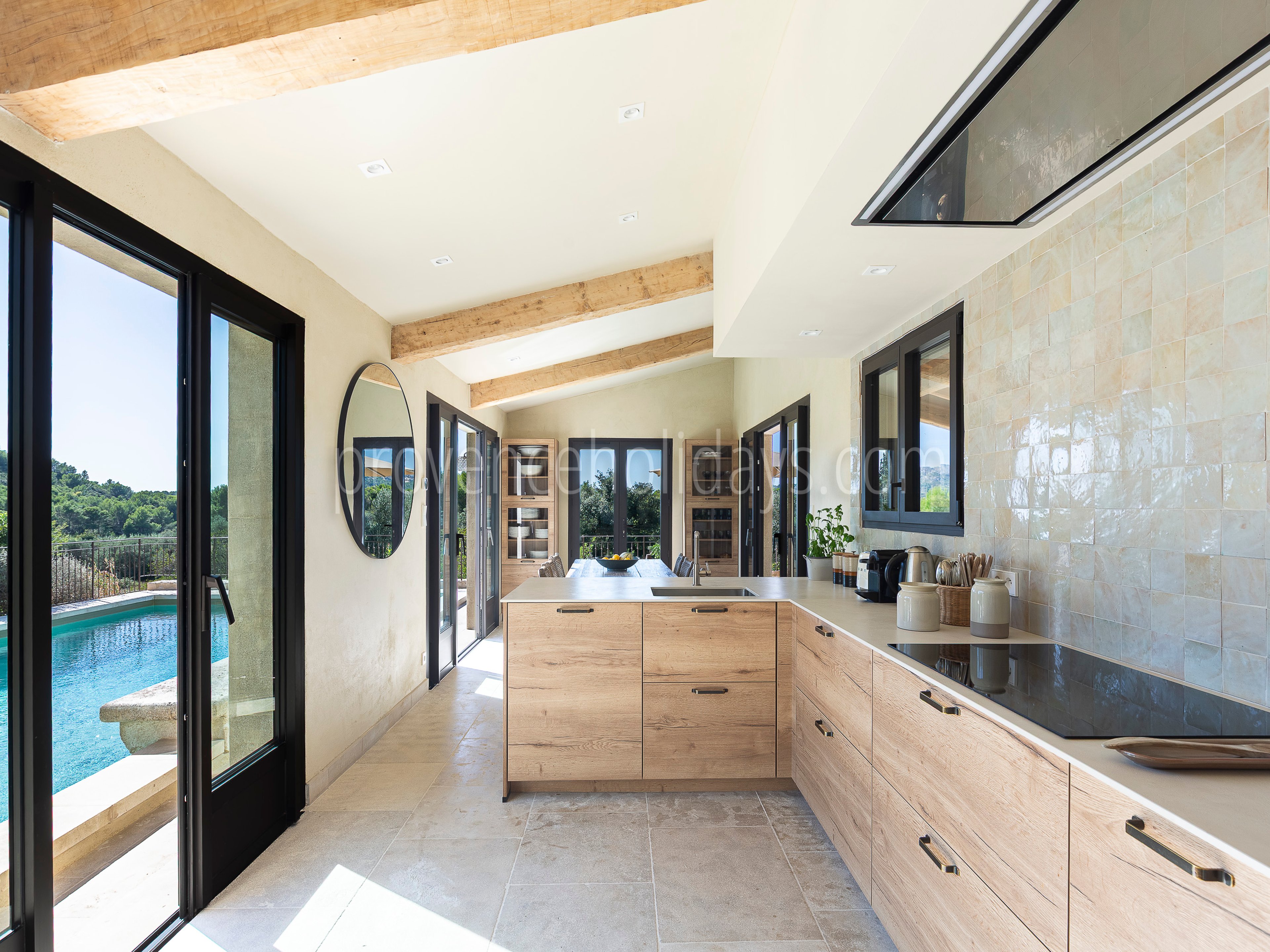 15 - Le Mas de la Terre Rouge: Villa: Interior