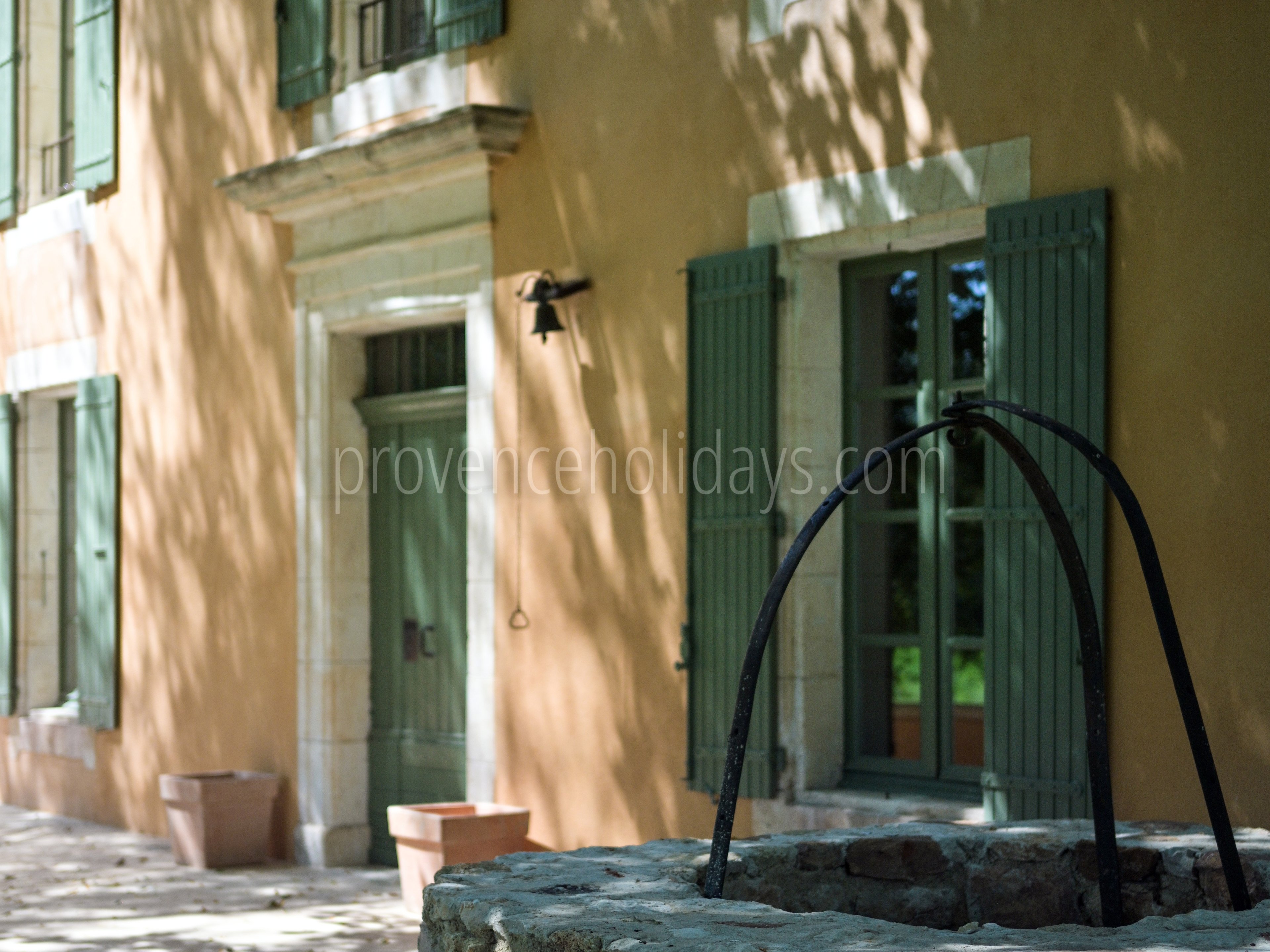 86 - Le Mas de Prestige: Villa: Exterior