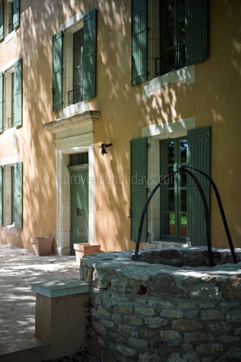 86 - Le Mas de Prestige: Villa: Exterior