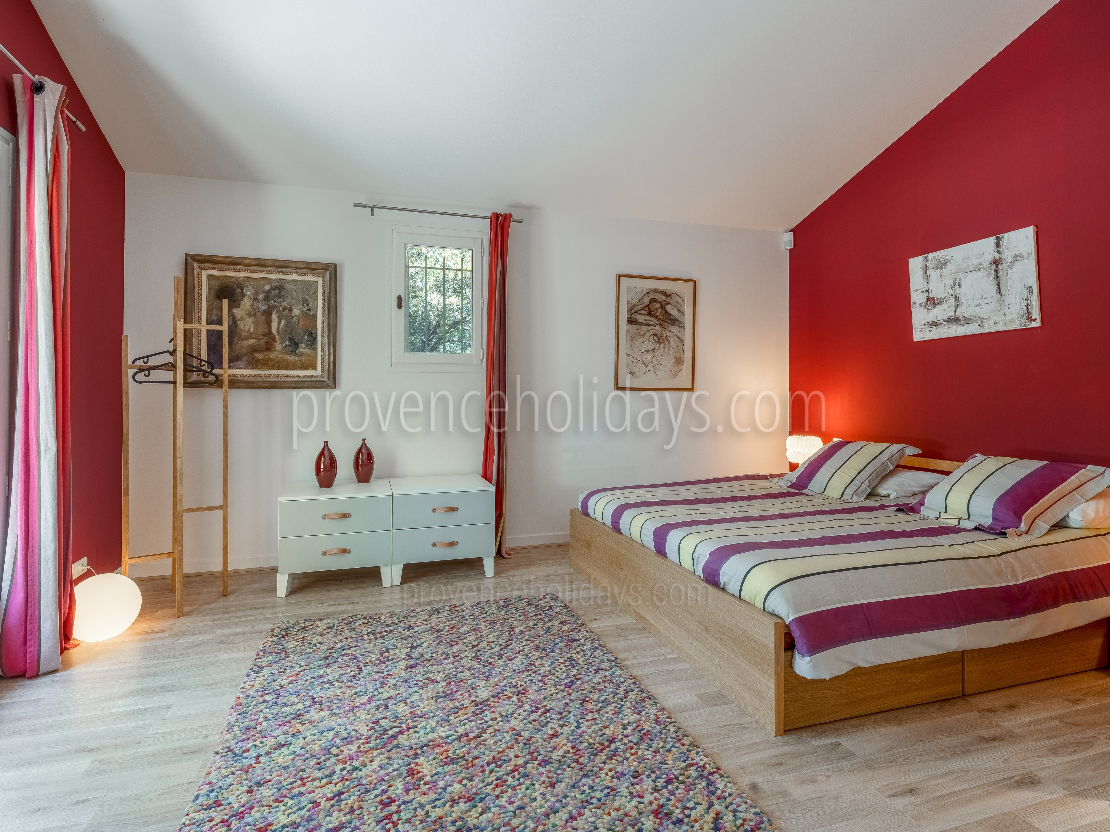 17 - Mas Esdanitof: Villa: Bedroom 1