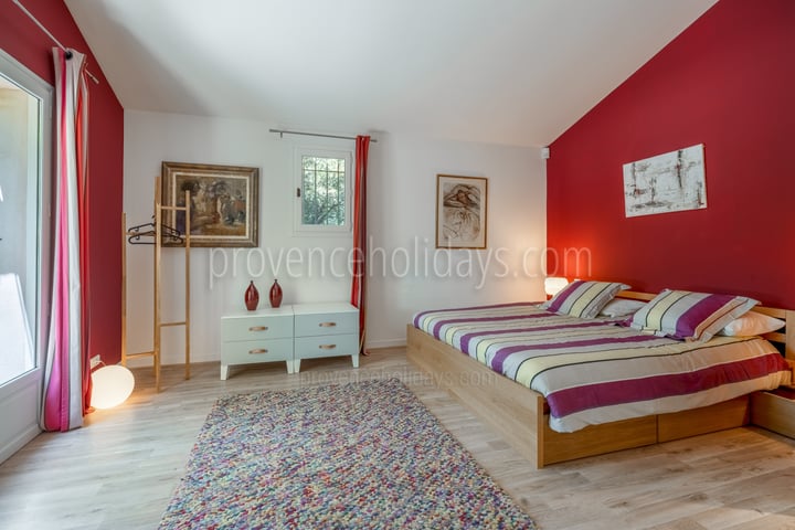 17 - Mas Esdanitof: Villa: Bedroom 1