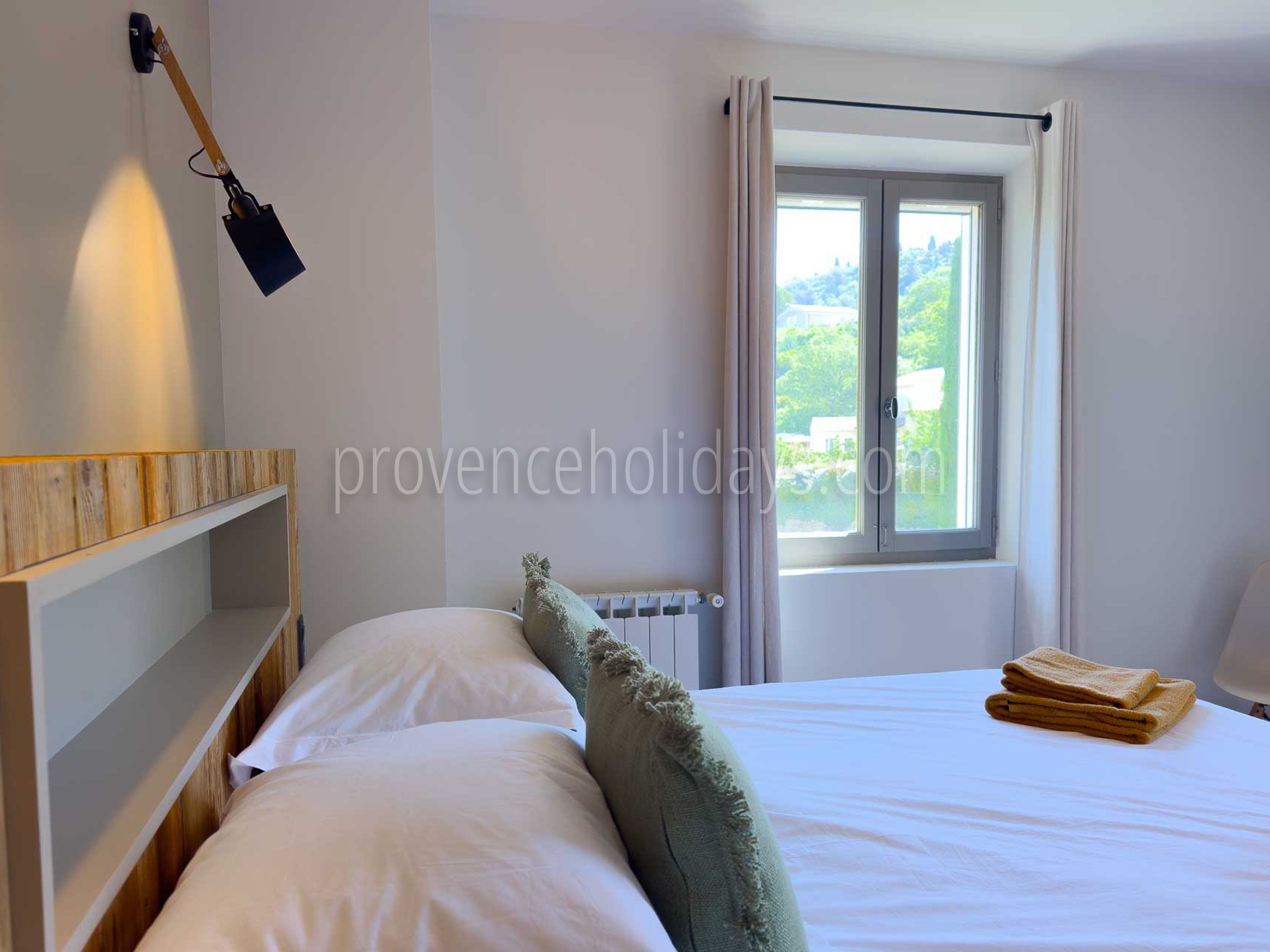 6 - Villa Céleste: Villa: Bedroom 2