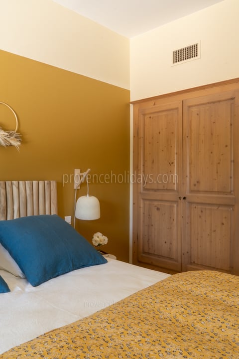 24 - Mas des Aupiho: Villa: Bedroom