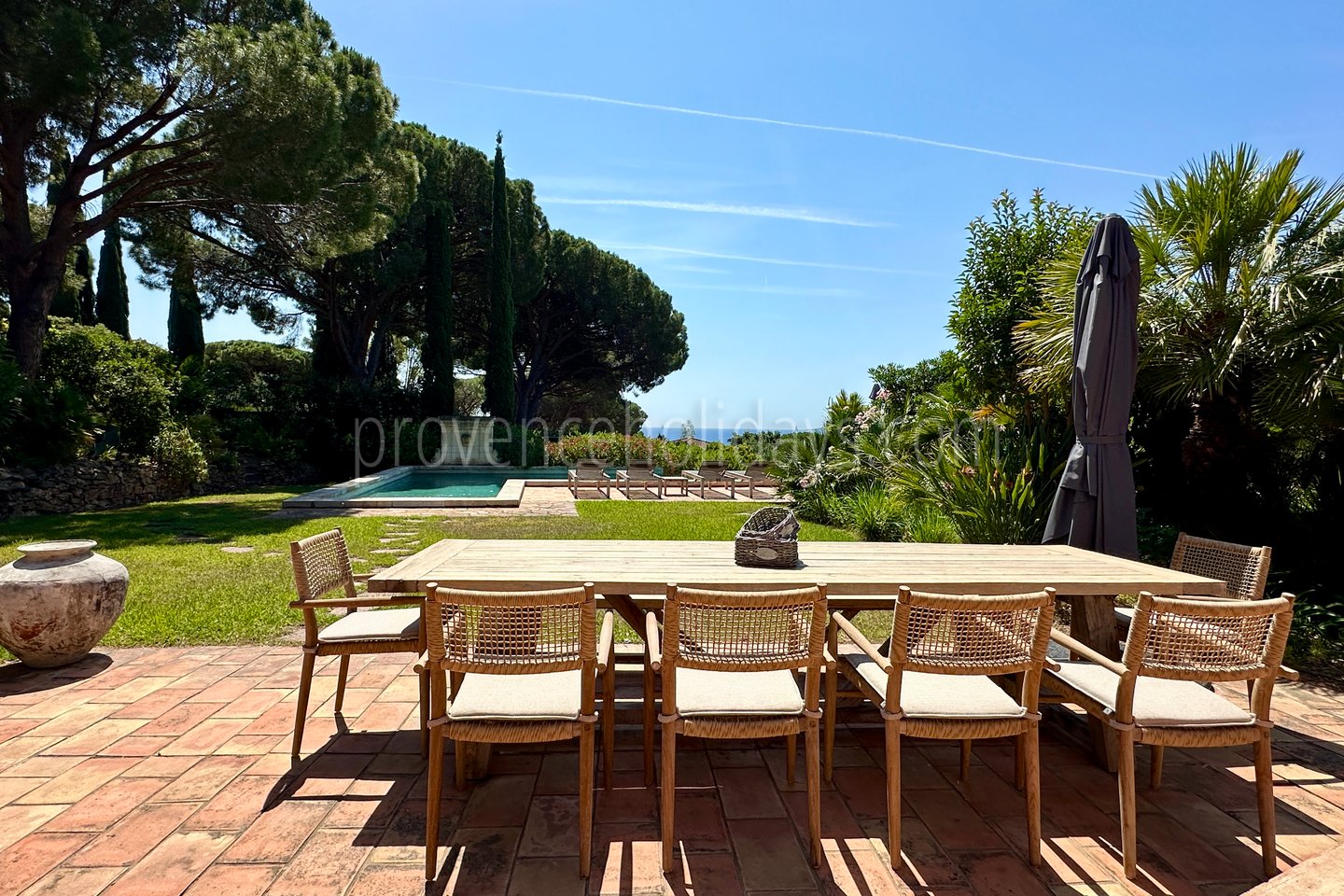 30 - Bastide Shalimar: Villa: Exterior