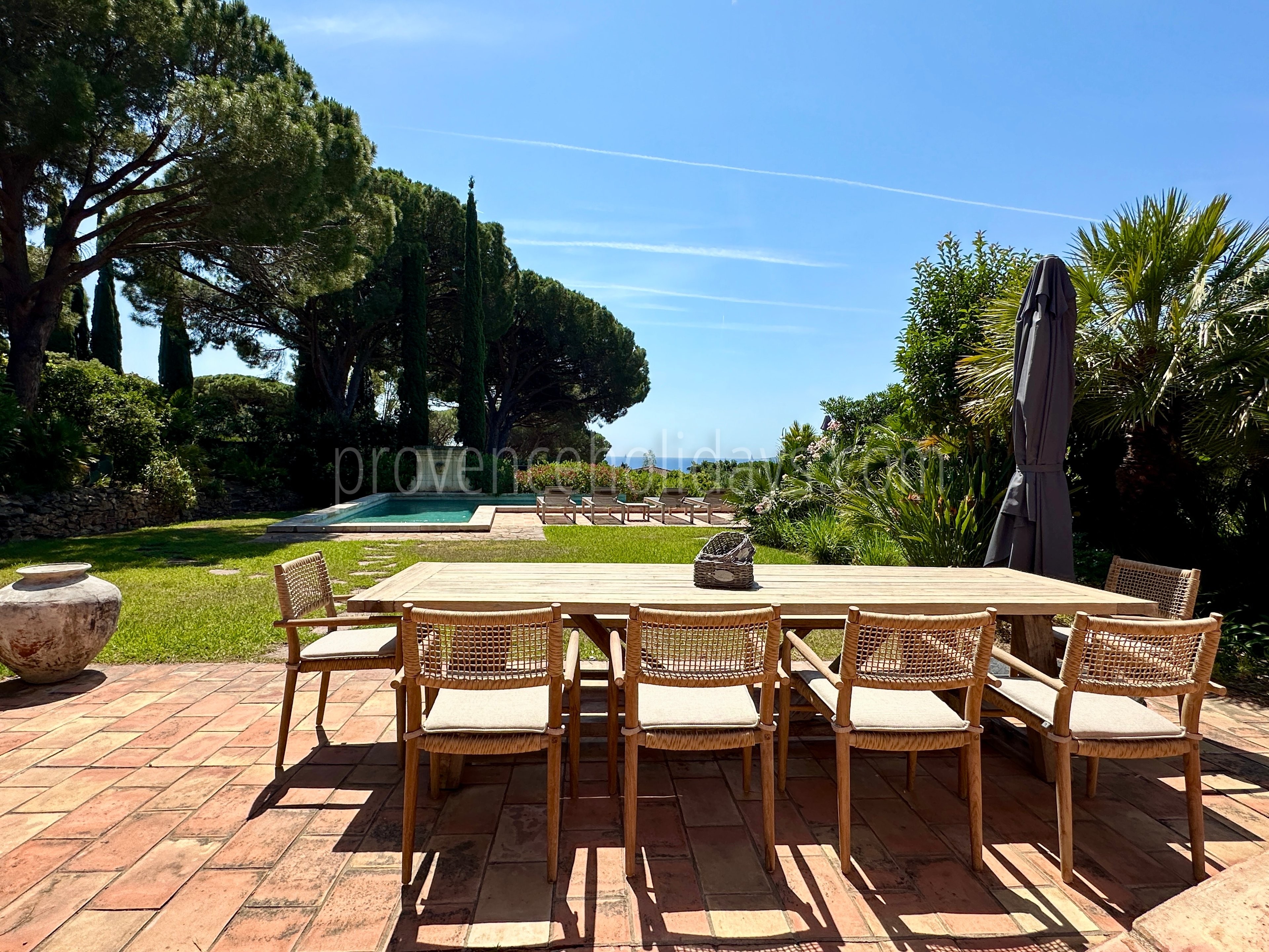 30 - Bastide Shalimar: Villa: Exterior