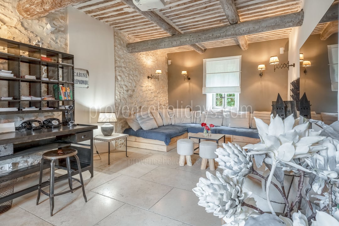 26 - Mas des Vignes: Villa: Interior