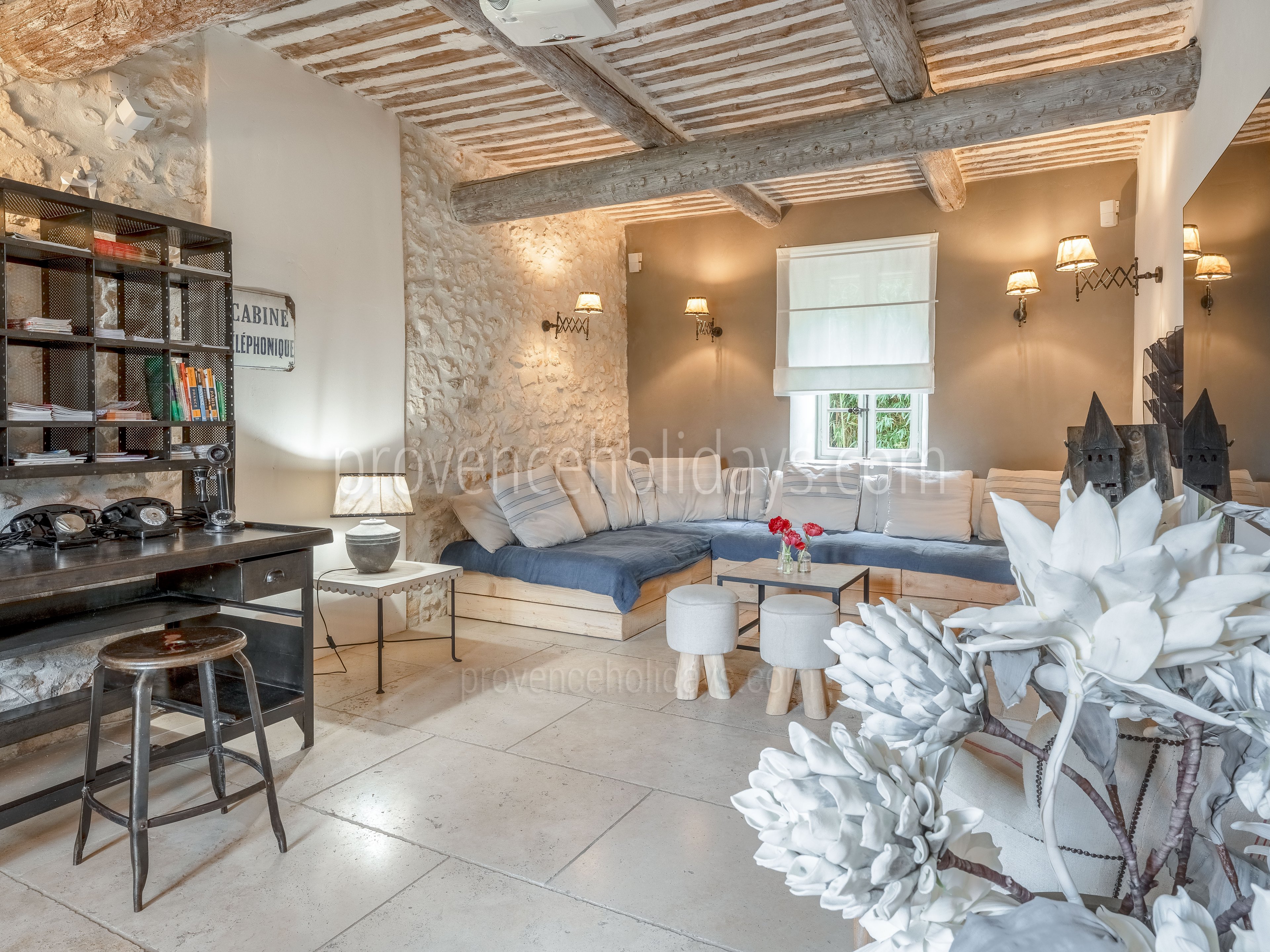 26 - Mas des Vignes: Villa: Interior