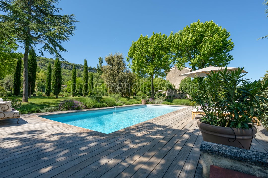 3 - La Chapelle Saint-Pons: Villa: Pool