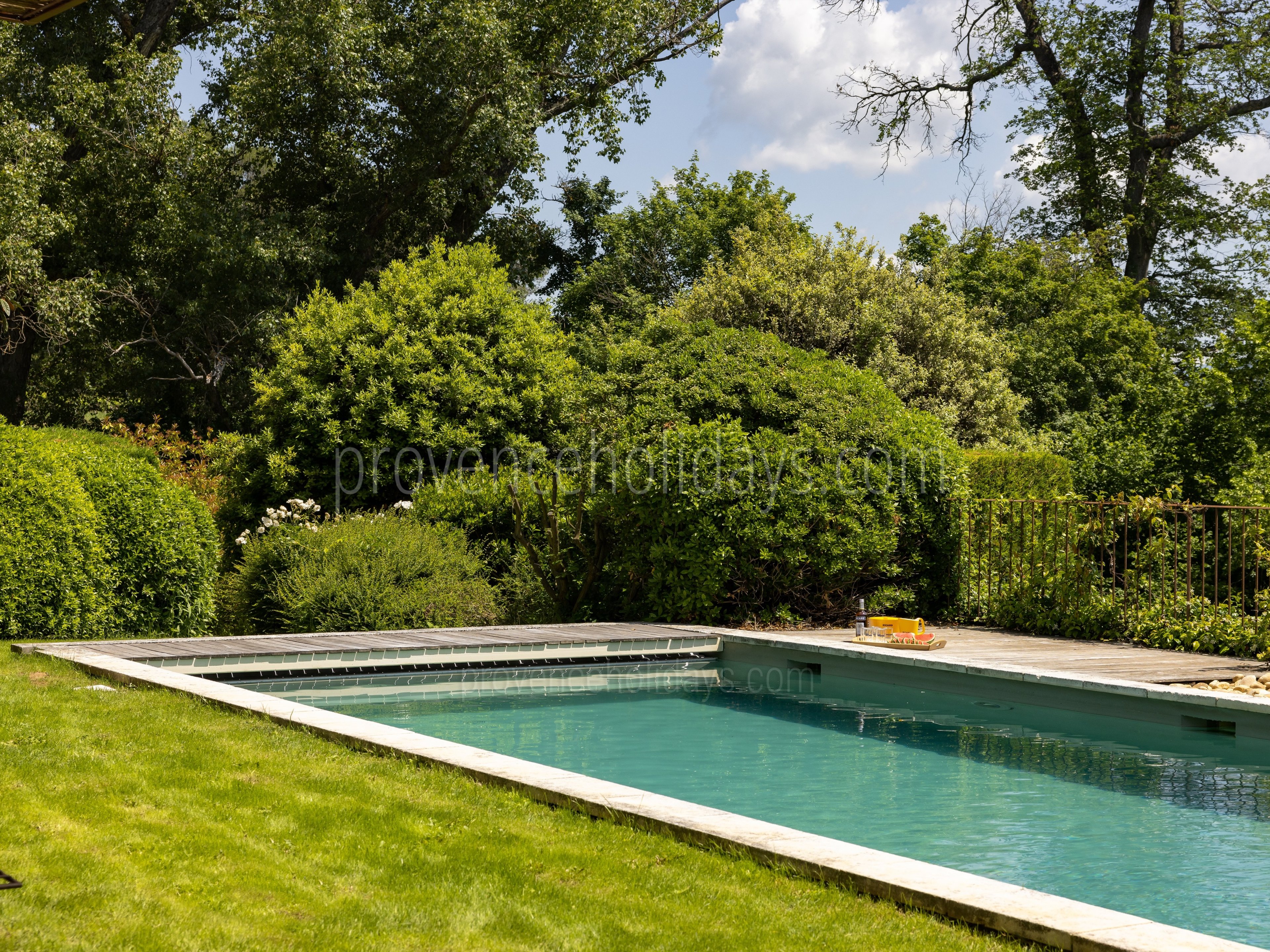 8 - Bastide de Goult: Villa: Pool
