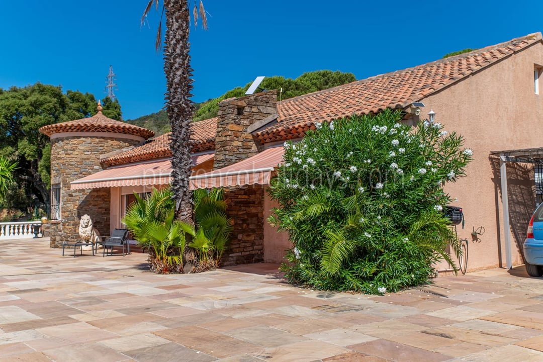 19 - Villa with pool in Cap Bénat: Villa: Exterior