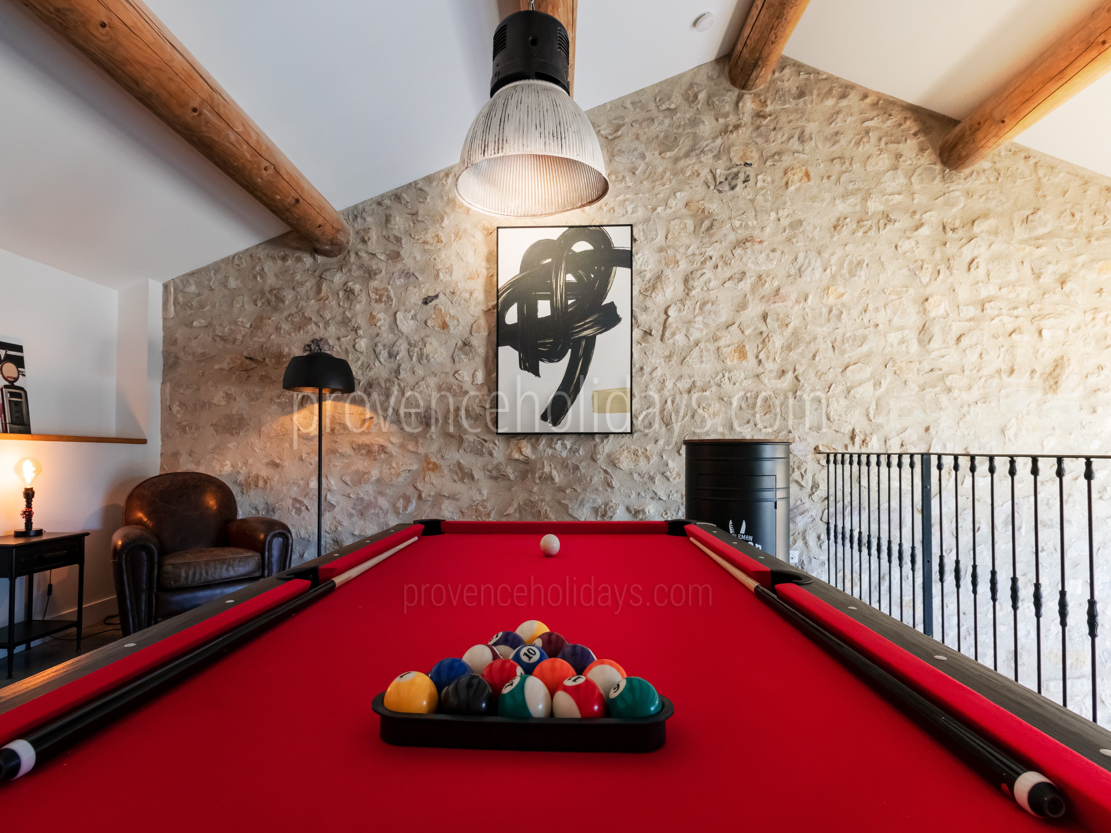 51 - Mas des Pommiers: Villa: Interior