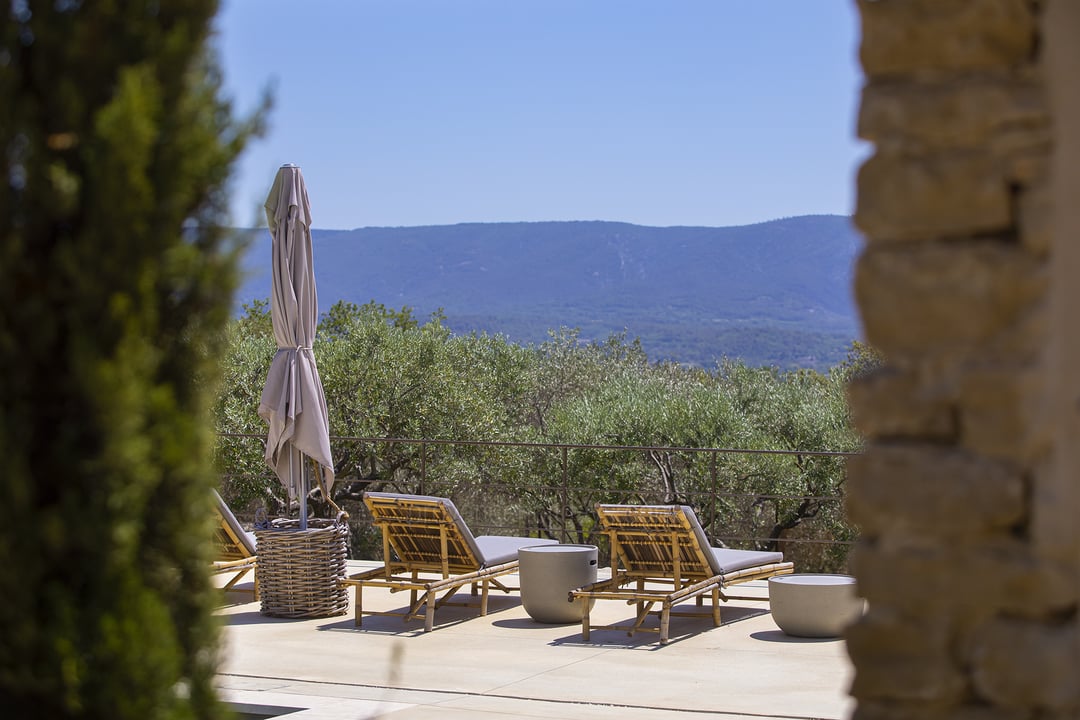 9 - Escapade en Luberon: Villa: Exterior