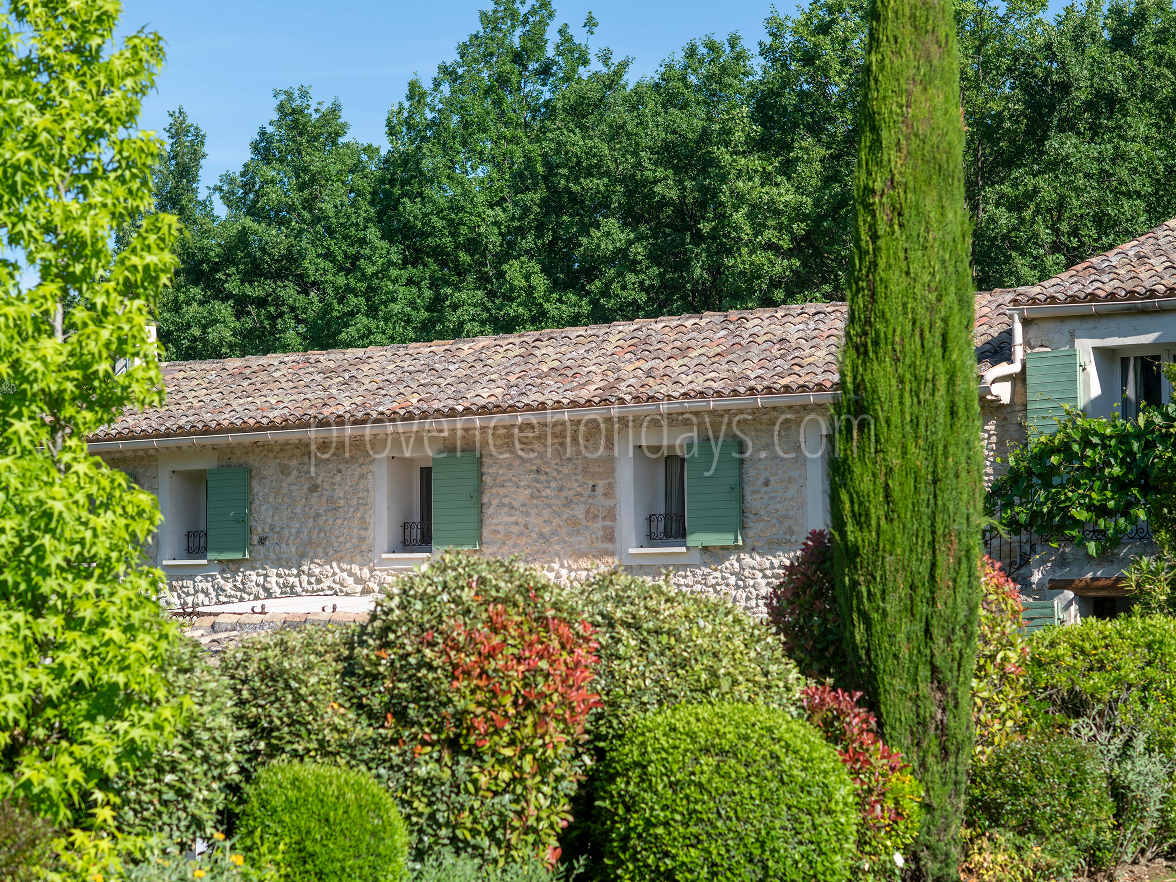 80 - Mas du Carlet: Villa: Exterior