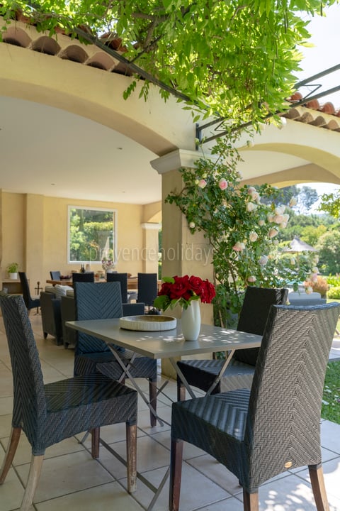 18 - Chez Alare: Villa: Exterior