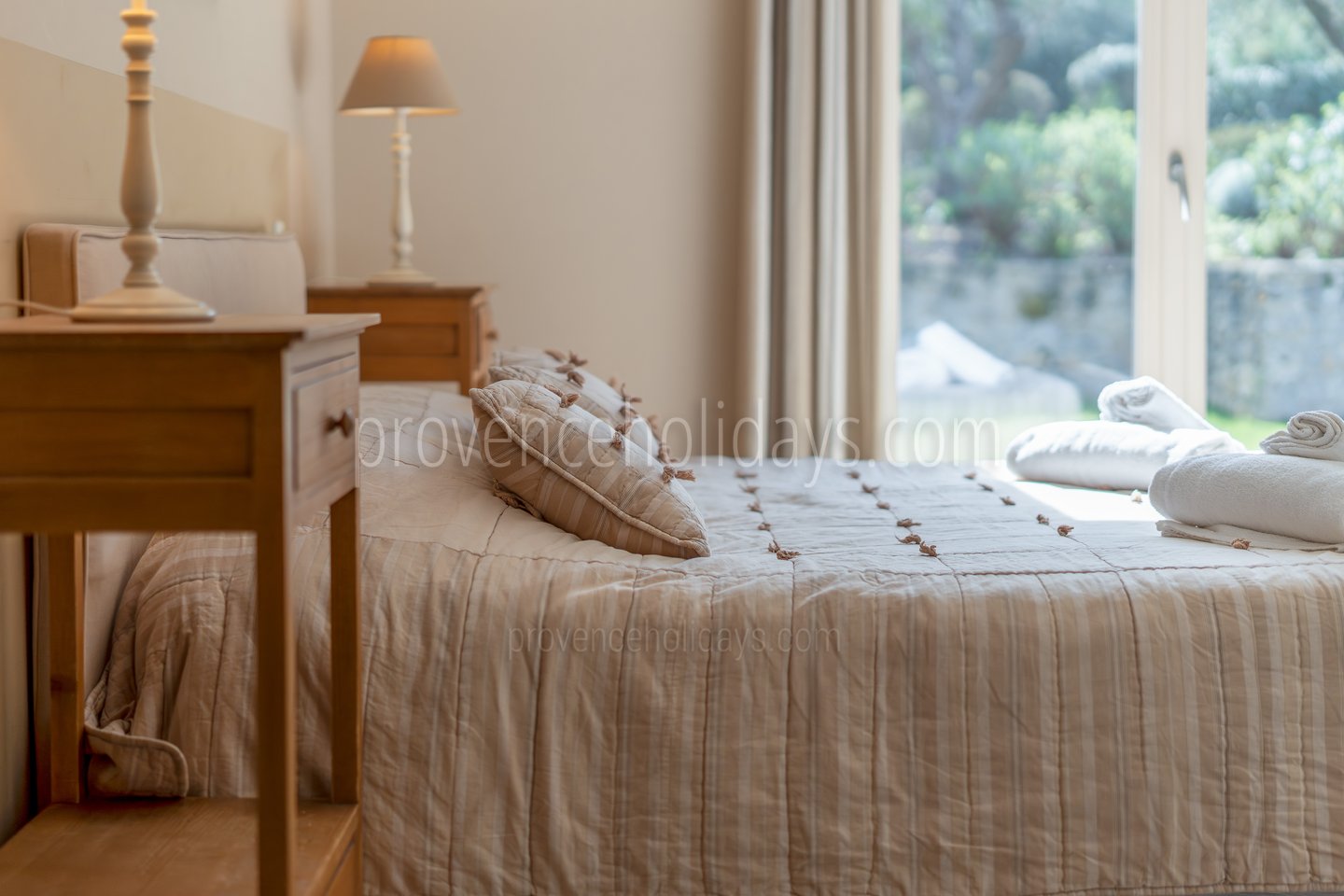 21 - Chez Marie Therèse: Villa: Bedroom