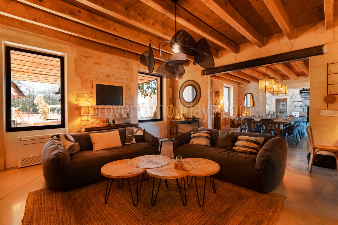 44 - Mas des Pommiers: Villa: Interior